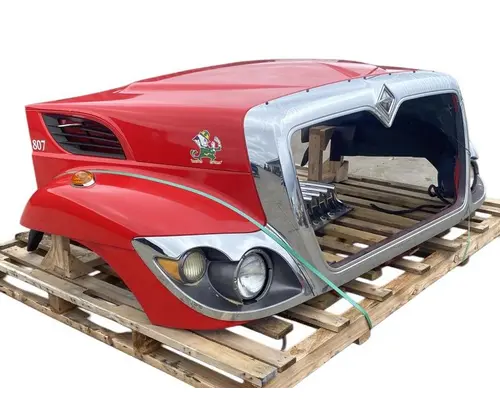 INTERNATIONAL 7500 Hood