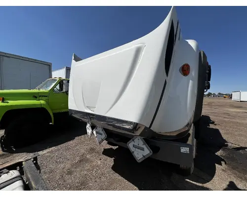 INTERNATIONAL 7500 Hood