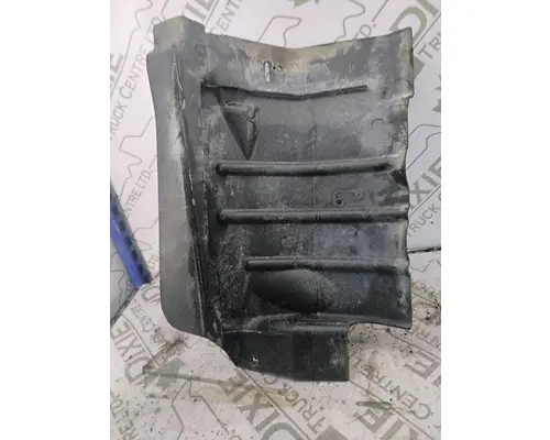 INTERNATIONAL 7500 Inner Fender