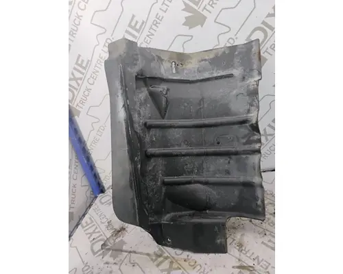 INTERNATIONAL 7500 Inner Fender