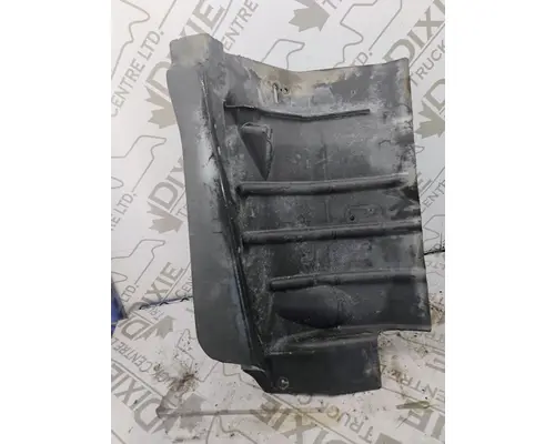 INTERNATIONAL 7500 Inner Fender
