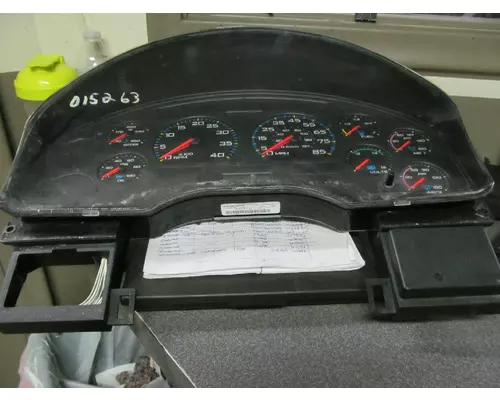 INTERNATIONAL 7500 Instrument Cluster