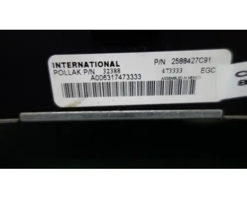 INTERNATIONAL 7500 Instrument Cluster