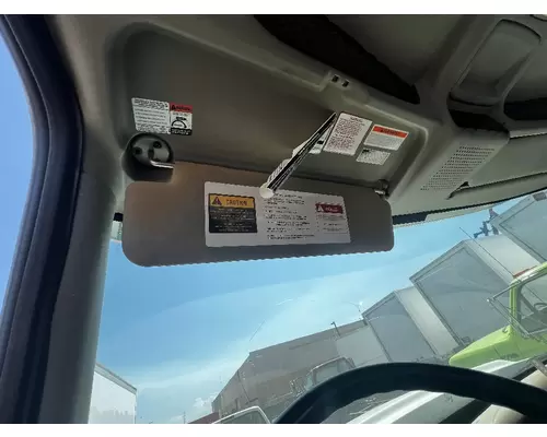 INTERNATIONAL 7500 Interior Sun Visor
