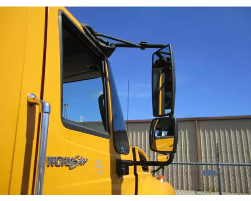 INTERNATIONAL 7500 MIRROR ASSEMBLY CABDOOR