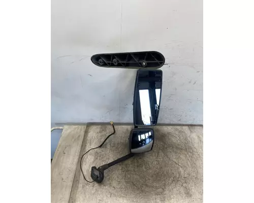 INTERNATIONAL 7500 Mirror (Side View)