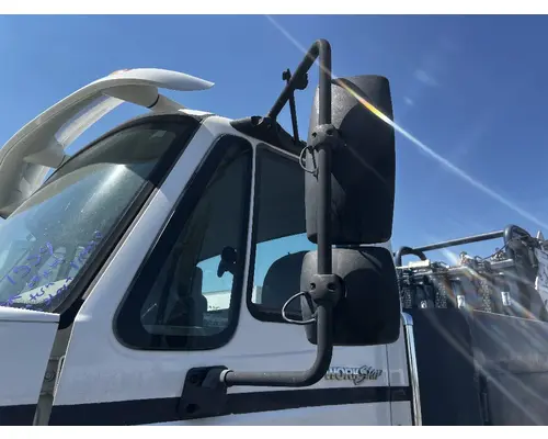 INTERNATIONAL 7500 Mirror (Side View)