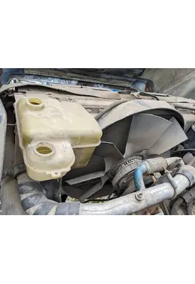 INTERNATIONAL 7500 Radiator