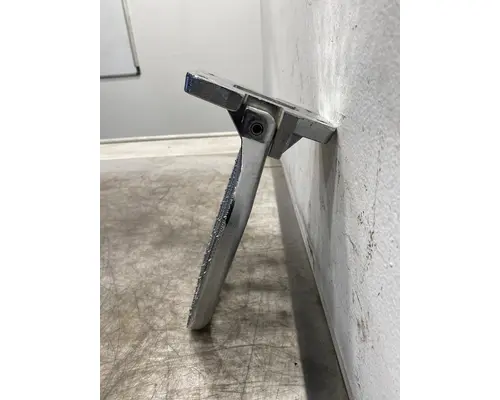 INTERNATIONAL 7500 Step