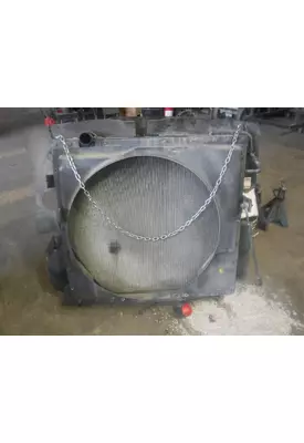 INTERNATIONAL 7600 / 8600 Radiator