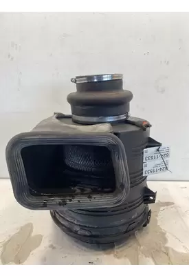 INTERNATIONAL 7600 Air Cleaner