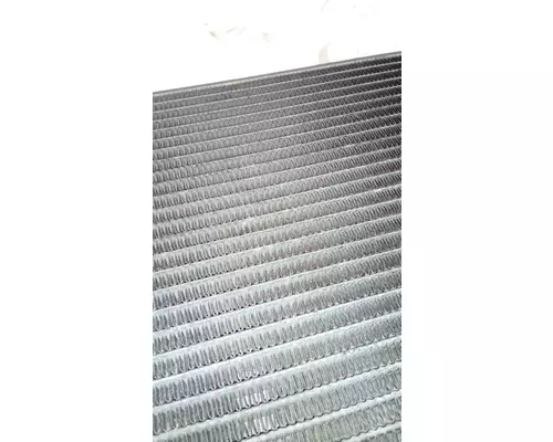 INTERNATIONAL 7600 Air Conditioner Condenser