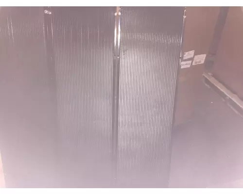 INTERNATIONAL 7600 Air Conditioner Condenser