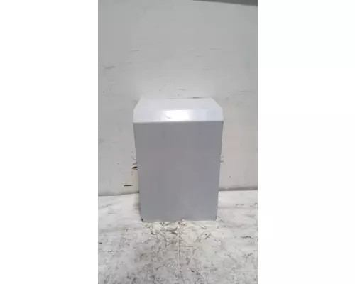 INTERNATIONAL 7600 Battery Box