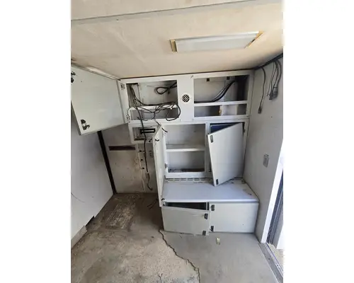 INTERNATIONAL 7600 Body  Bed