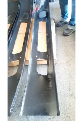 INTERNATIONAL 7600 Bumper Assembly, Front