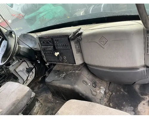 INTERNATIONAL 7600 Cab Assembly