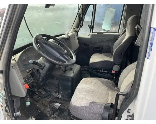 INTERNATIONAL 7600 Cab Assembly