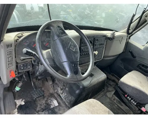 INTERNATIONAL 7600 Cab Assembly