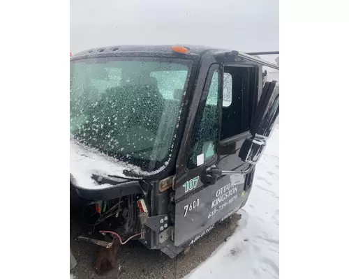 INTERNATIONAL 7600 Cab Mount