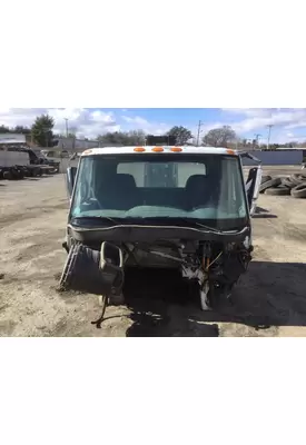INTERNATIONAL 7600 Cab