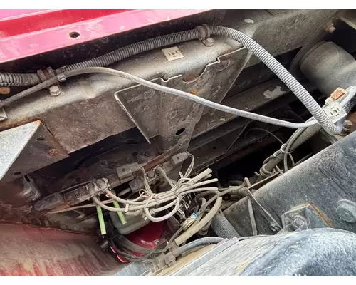 INTERNATIONAL 7600 Cab