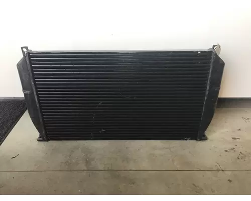 INTERNATIONAL 7600 Charge Air Cooler (ATAAC)