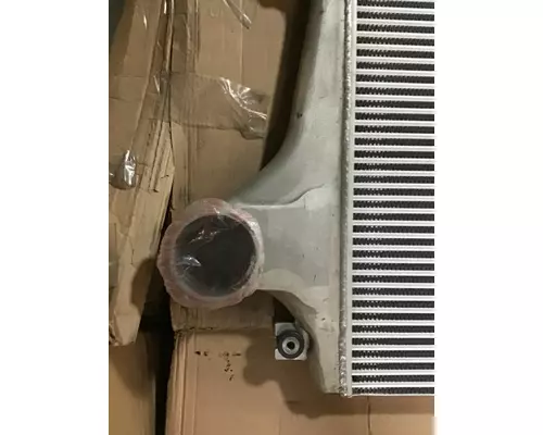 INTERNATIONAL 7600 Charge Air Cooler (ATAAC)