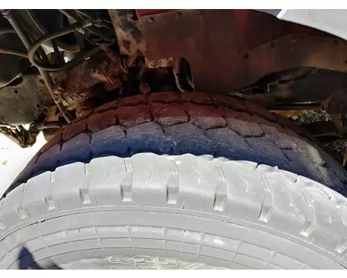 INTERNATIONAL 7600 Complete Vehicle