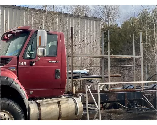 INTERNATIONAL 7600 Complete Vehicle
