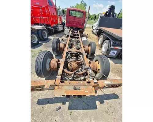 INTERNATIONAL 7600 Complete Vehicle
