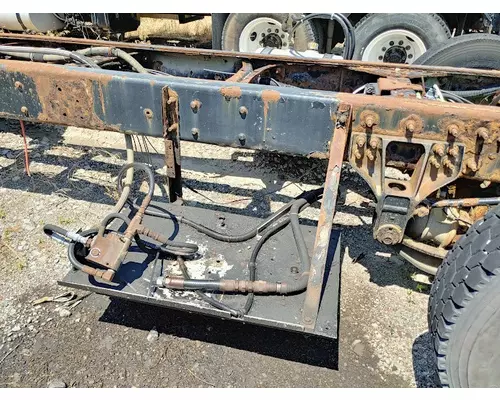 INTERNATIONAL 7600 Complete Vehicle