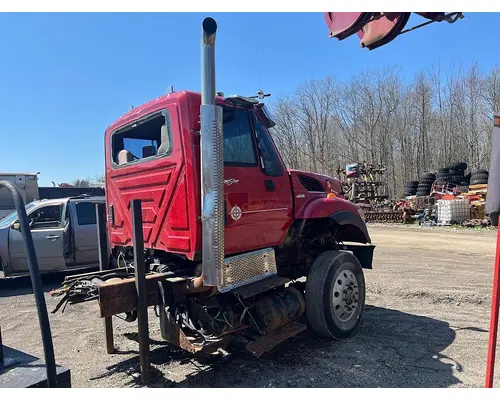 INTERNATIONAL 7600 Complete Vehicle