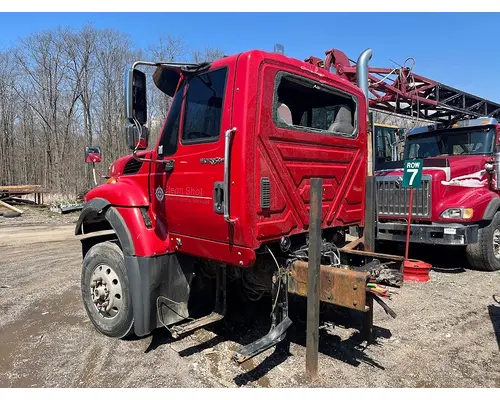 INTERNATIONAL 7600 Complete Vehicle