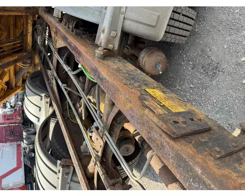 INTERNATIONAL 7600 Complete Vehicle