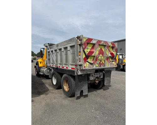 INTERNATIONAL 7600 Complete Vehicle