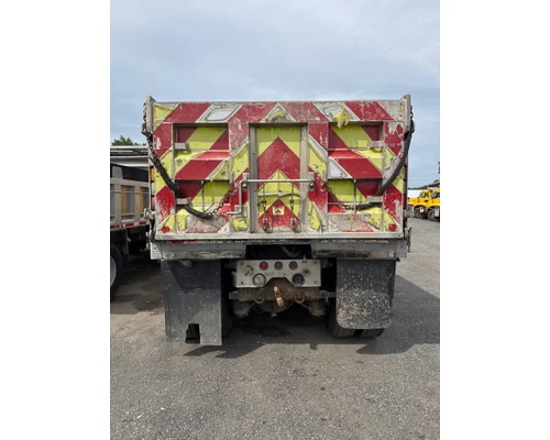 INTERNATIONAL 7600 Complete Vehicle