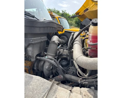 INTERNATIONAL 7600 Complete Vehicle