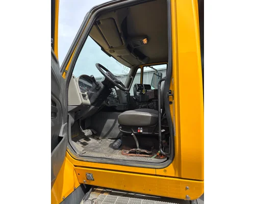 INTERNATIONAL 7600 Complete Vehicle