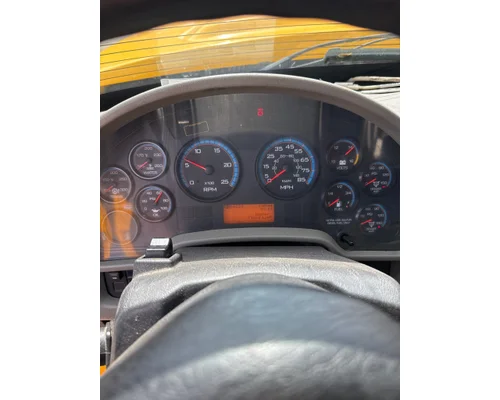 INTERNATIONAL 7600 Complete Vehicle