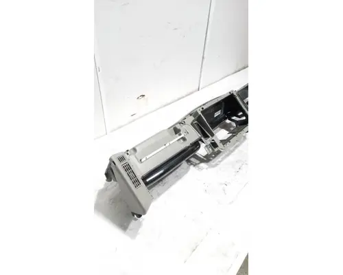 INTERNATIONAL 7600 Dash  Console Switch