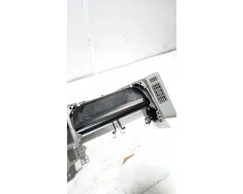 INTERNATIONAL 7600 Dash  Console Switch