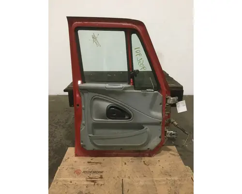 INTERNATIONAL 7600 Door Assembly