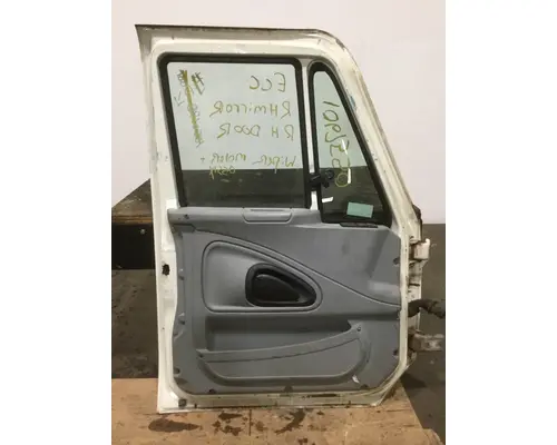 INTERNATIONAL 7600 Door Assembly