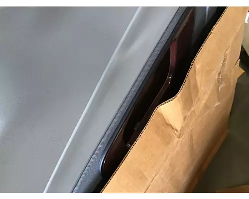 INTERNATIONAL 7600 Door Panel (Trim)