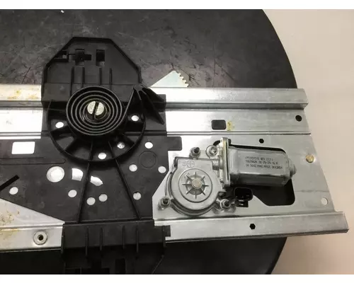 INTERNATIONAL 7600 Door Window Regulator, Front