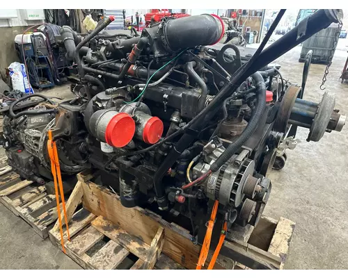 INTERNATIONAL 7600 Engine Assembly