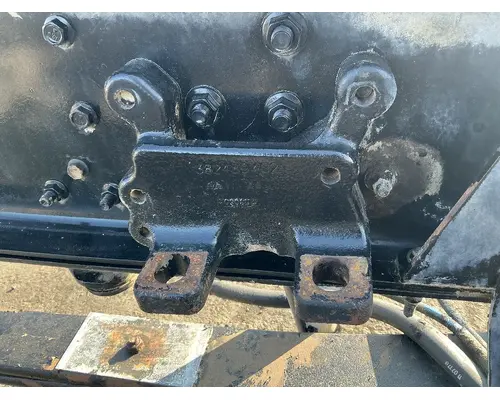 INTERNATIONAL 7600 Engine Mounts