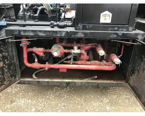 INTERNATIONAL 7600 Equipment (Mounted)