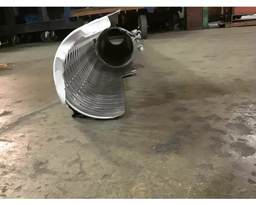 INTERNATIONAL 7600 Exhaust Pipe